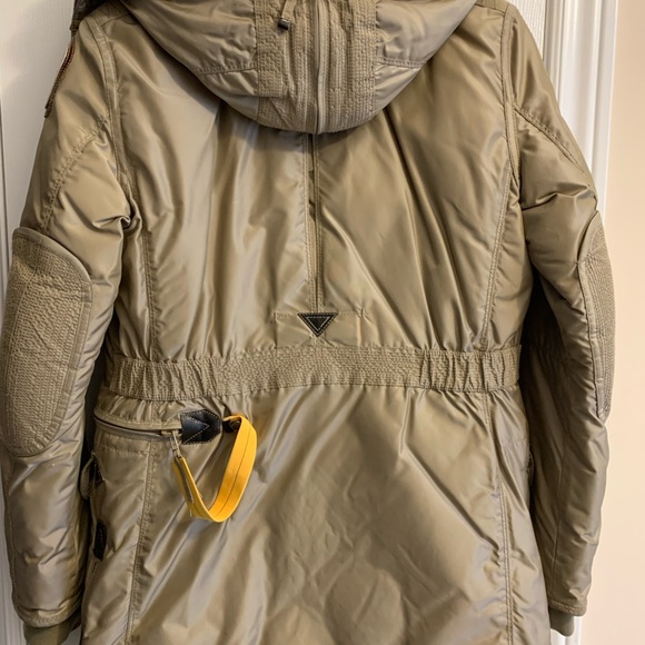 IThis is in perfect condition and I don't have any stains. It's very clean - Picture 2 of 8